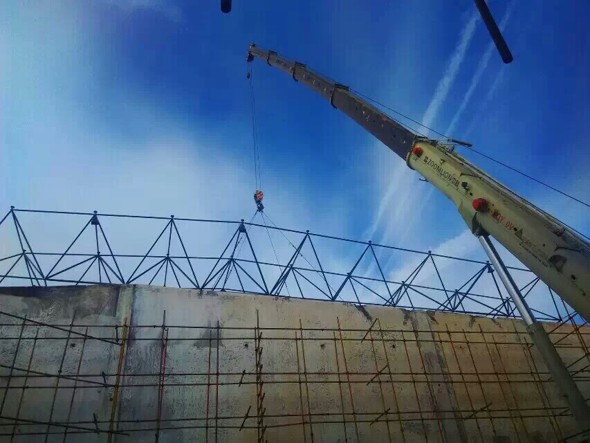 通辽食堂网架结构工程