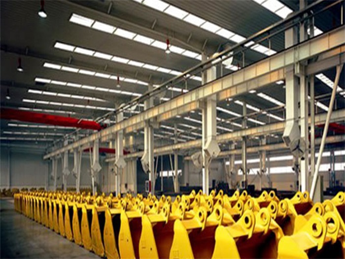 通辽徐工集团挖掘机装配车间